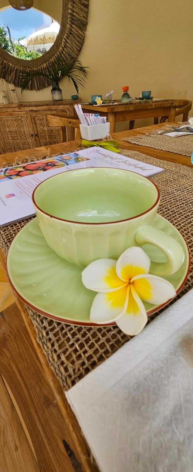 Hotel United Colors Of Lembongan Nusa Lembongan Zewnętrze zdjęcie