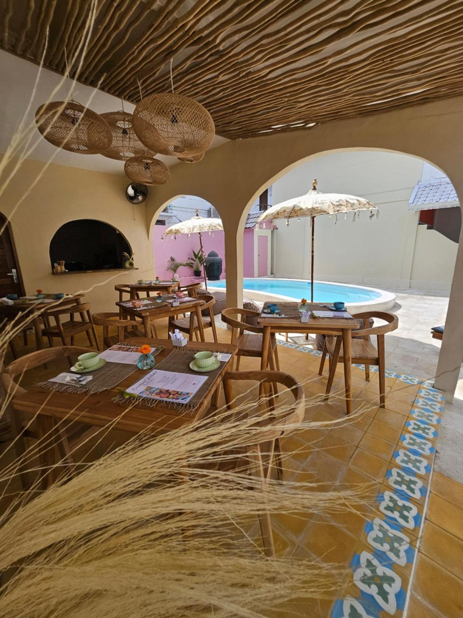 Hotel United Colors Of Lembongan Nusa Lembongan Zewnętrze zdjęcie